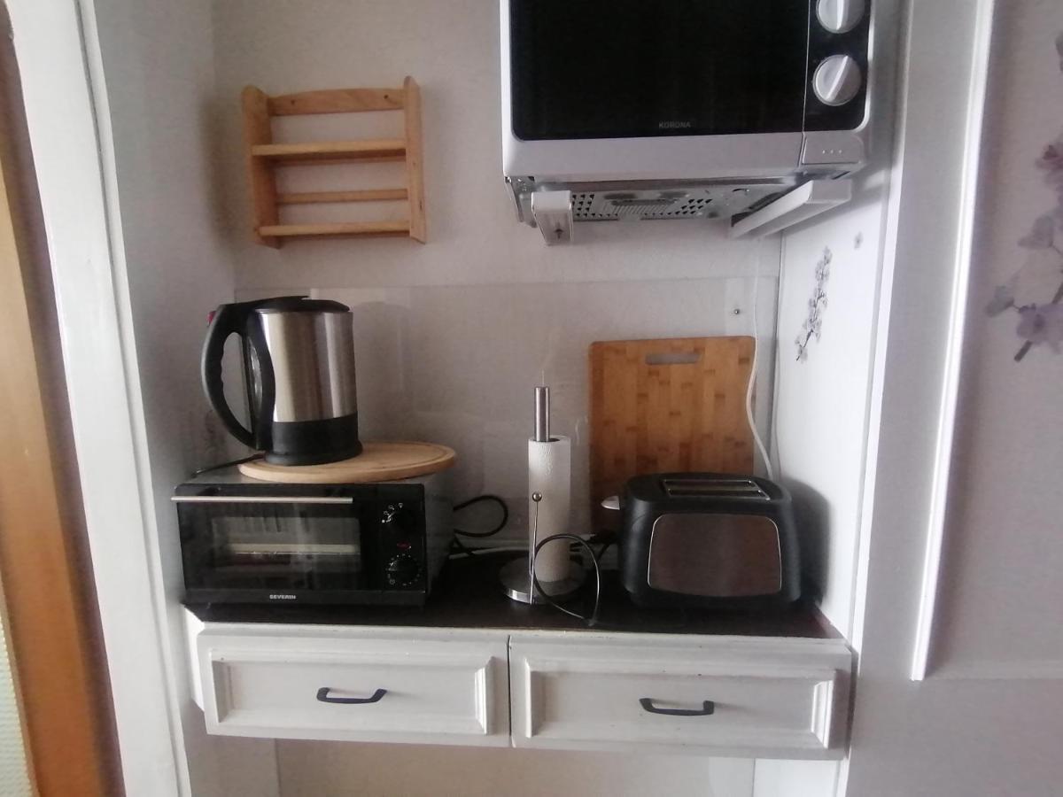 Haus Enzian - Apartment Gerlitzen Kanzelhohe Bagian luar foto