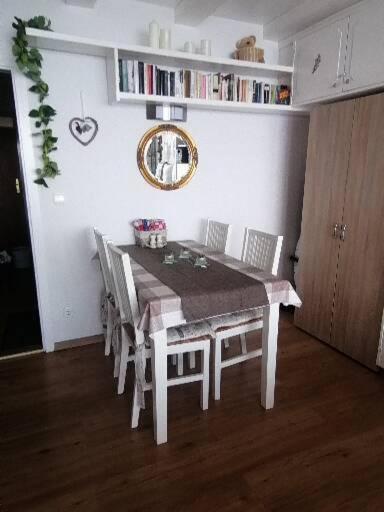 Haus Enzian - Apartment Gerlitzen Kanzelhohe Bagian luar foto