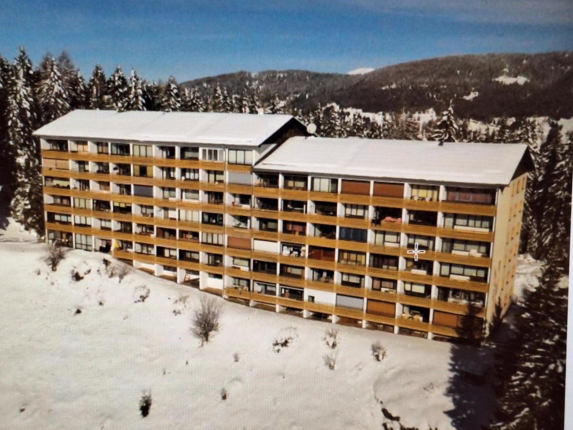 Haus Enzian - Apartment Gerlitzen Kanzelhohe Bagian luar foto